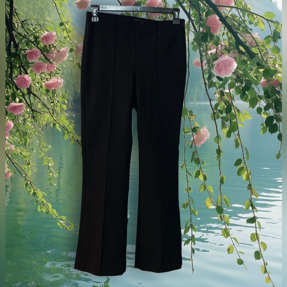 NWT Vince Classic Black Women's Crop Flare Pants S